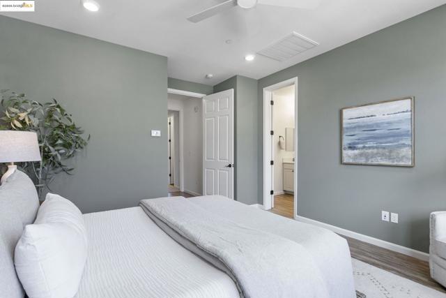 7129 Calistoga Ln, Dublin CA: https://media.crmls.org/mediaz/ec0b5e62-e614-4f21-bf35-f98e0b00f17b.jpg