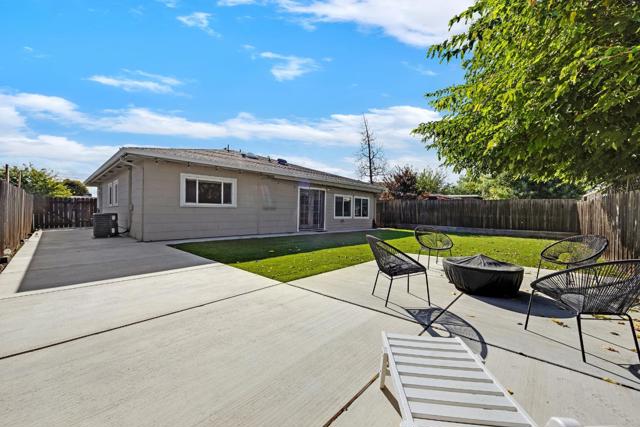 2859 Hillside Avenue, Concord CA: https://media.crmls.org/mediaz/ec0cdc8e-e053-4d0b-a916-2bc2509e1033.jpg