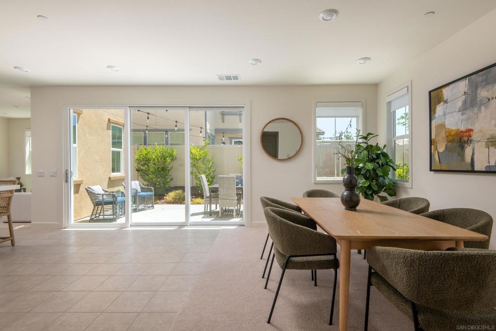 1860 Artemisia Ct - photo 5