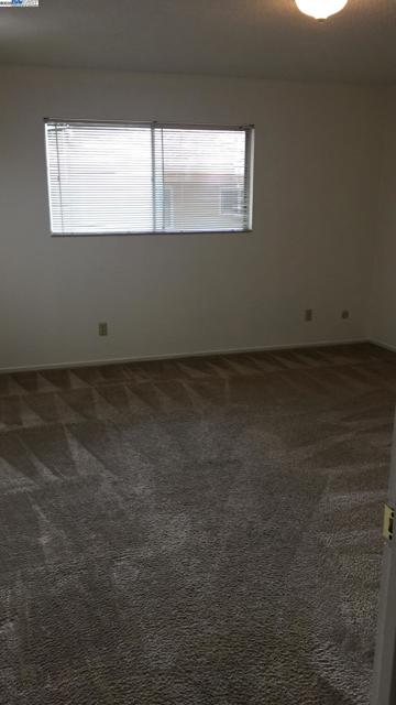 710 10th, Davis CA: https://media.crmls.org/mediaz/ec0dcc7a-859f-4d41-ac5c-8371e3fc14fb.jpg