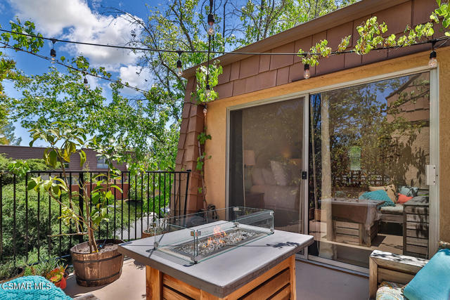 4021 Yankee Drive, Agoura Hills CA: https://media.crmls.org/mediaz/ec0df669-4475-4a56-ad9d-7e679e2e9be1.jpg