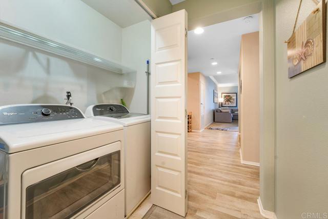 Detail Gallery Image 10 of 34 For 4021 Canario St #235,  Carlsbad,  CA 92008 - 3 Beds | 3 Baths