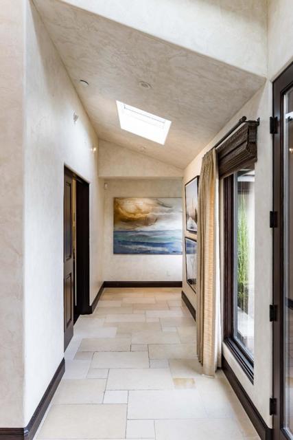 40 Tagus Court, Portola Valley CA: https://media.crmls.org/mediaz/ec0ec7ff-ed29-44f3-944a-77d30b839410.jpg