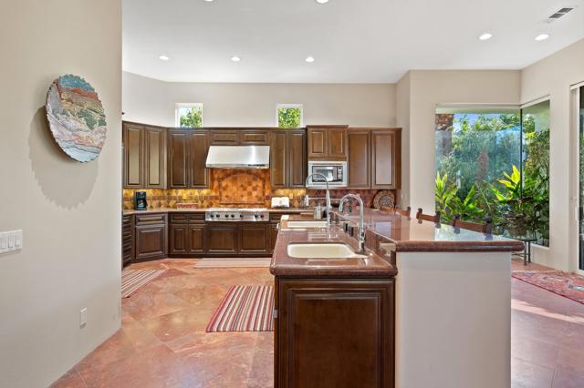80935 Weiskopf, La Quinta CA: https://media.crmls.org/mediaz/ec0f1473-ddaf-4f64-ab3c-db4b2c081b4a.jpg