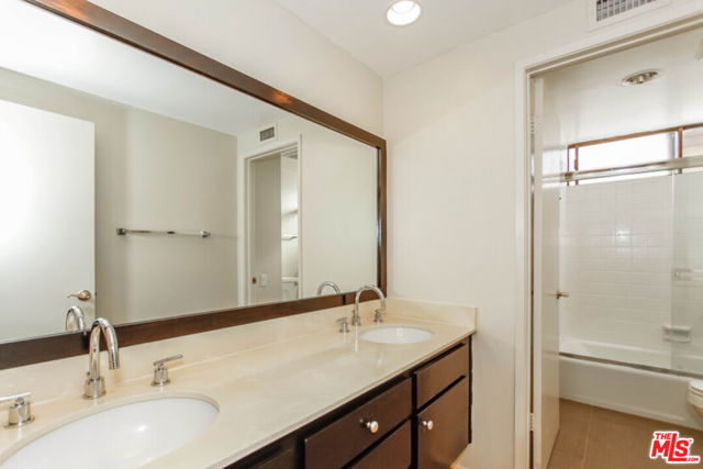 Drew Fenton | 1345 Avenida De Cortez Pacific Palisades CA | MLS: 7396811