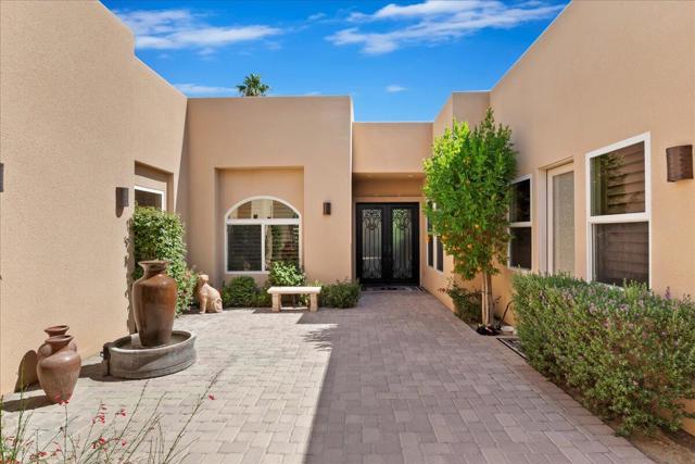 55830 Cherry Hills Drive, La Quinta CA: https://media.crmls.org/mediaz/ec104bf5-21d7-4eb3-a44c-4cd71d30ffb0.jpg