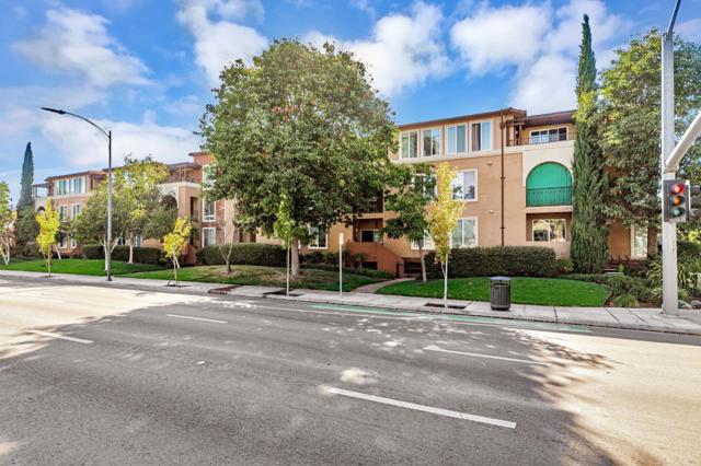 801 S Winchester Boulevard, San Jose CA: https://media.crmls.org/mediaz/ec11947b-79c2-49ce-95ee-820526e704bb.jpg