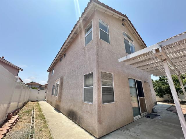Detail Gallery Image 19 of 25 For 579 via La Paloma, Chula Vista,  CA 91910 - 4 Beds | 3 Baths