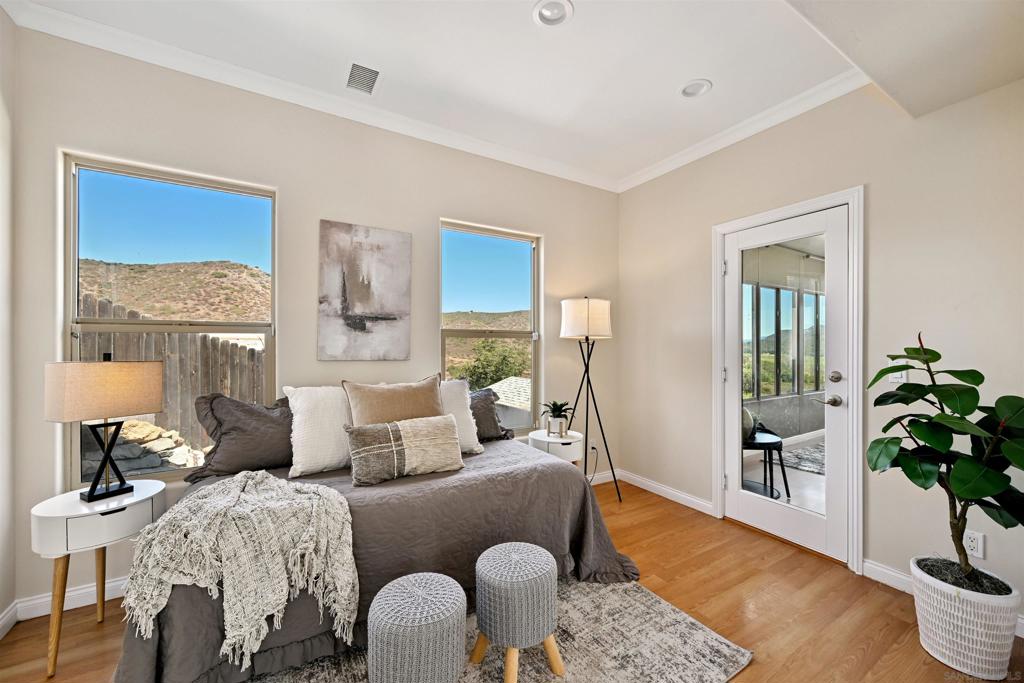 MLS #250034423SD image #9