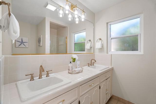 955 Norin Court, Campbell CA: https://media.crmls.org/mediaz/ec14c88d-d96c-451c-878f-8516680dd2c9.jpg
