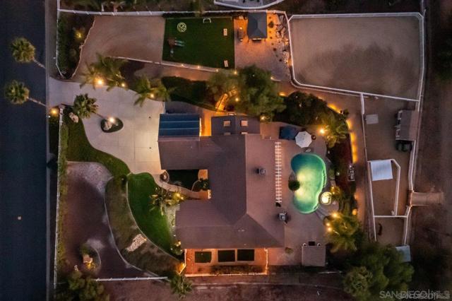 14298 Ipava Dr, Poway CA: https://media.crmls.org/mediaz/ec14fda7-ad7c-4987-8749-b5d0049a1cf6.jpg