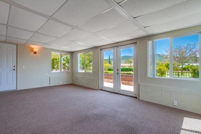 1553 La Casita Drive, San Marcos CA: https://media.crmls.org/mediaz/ec1544d7-612a-4b35-b60c-5947d79c3a1e.jpg