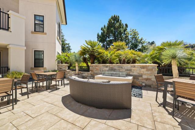 777 Walnut Street, San Carlos CA: https://media.crmls.org/mediaz/ec1786ce-9bd1-4dc8-83d9-e04bb2e914b6.jpg