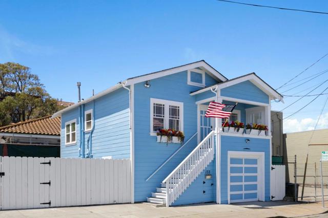 133 Serra Avenue, Millbrae CA: https://media.crmls.org/mediaz/ec18863f-85bc-4c27-9d3f-d8e01e50d750.jpg