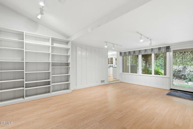 Detail Gallery Image 21 of 71 For 1768 Casa Grande St, Pasadena,  CA 91104 - 3 Beds | 3 Baths