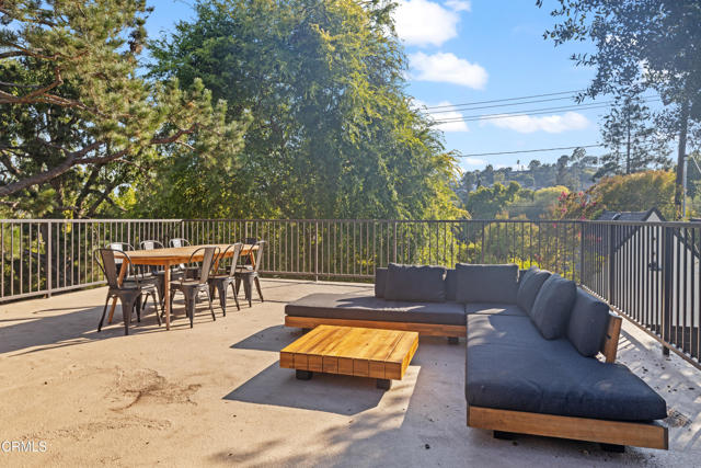 263 San Miguel Road, Pasadena CA: https://media.crmls.org/mediaz/ec196116-c677-4f1c-93ba-fe4678ded595.jpg