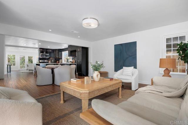 Detail Gallery Image 7 of 36 For 1583 Avenida De Los Lirios, Encinitas,  CA 92024 - 4 Beds | 3 Baths