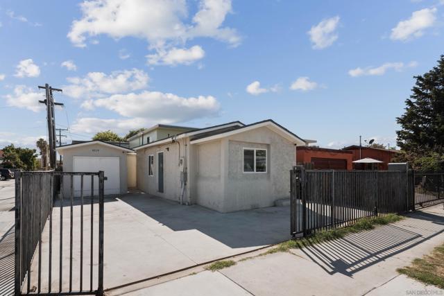 4119 Orange Ave, San Diego CA: https://media.crmls.org/mediaz/ec1a1cbf-3c7d-44e0-9fef-27dd097c085b.jpg