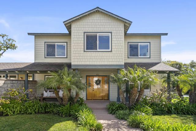 Detail Gallery Image 2 of 42 For 871 Tarento Dr, San Diego,  CA 92106 - 4 Beds | 3 Baths