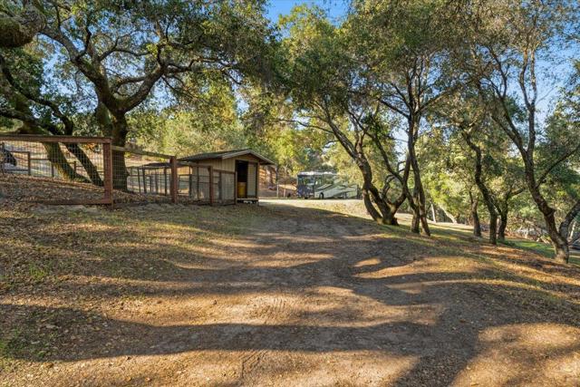 7409 Hihn Road, Ben Lomond CA: https://media.crmls.org/mediaz/ec1ba3c3-a8bd-4135-81bd-cb5d182a6fdb.jpg