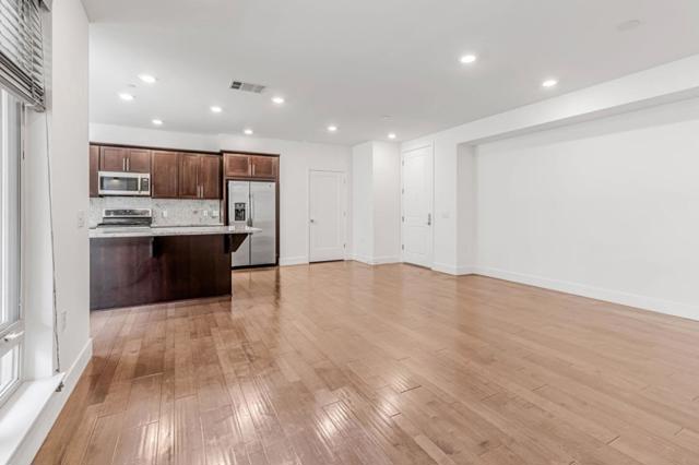 380 Riesling Avenue, Milpitas CA: https://media.crmls.org/mediaz/ec1c6d44-b3c6-4e91-8309-1057df948c10.jpg
