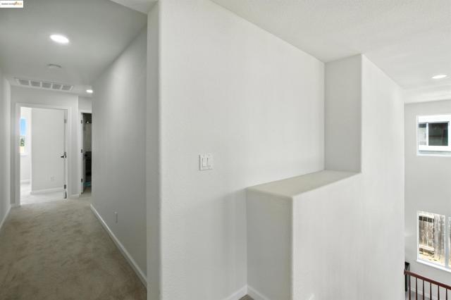 78 Vella Circle, Oakley CA: https://media.crmls.org/mediaz/ec1d3f00-eca3-43bd-bcbe-7a11a4fd5264.jpg