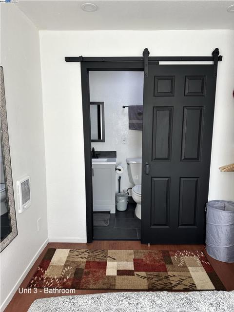 Image 45 of 51 For 3325 8th St  