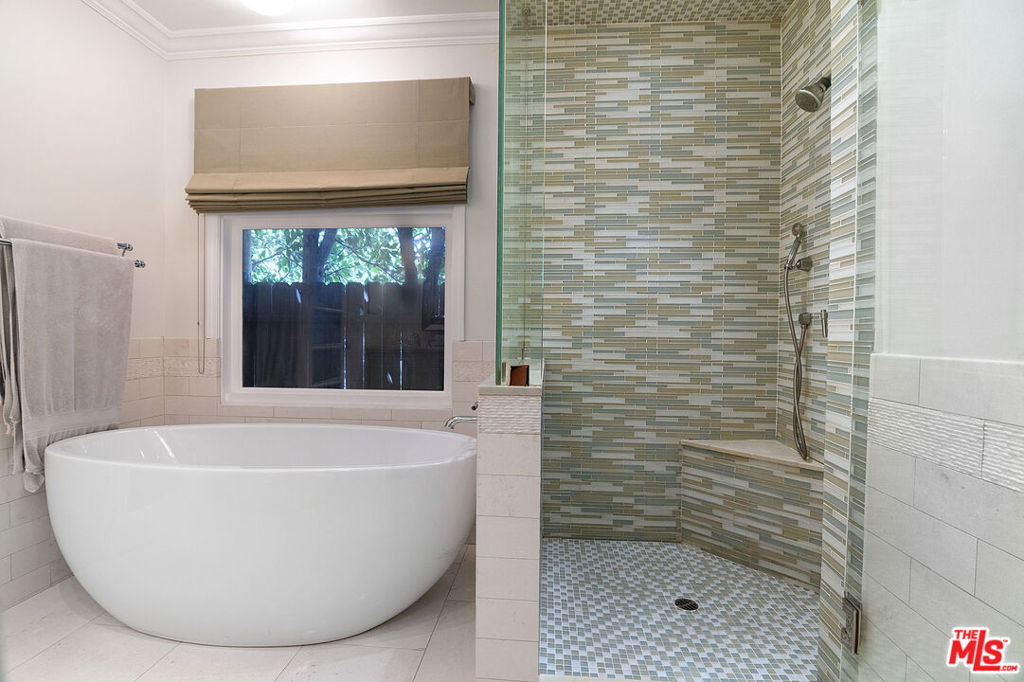 MLS #25596573 image #13