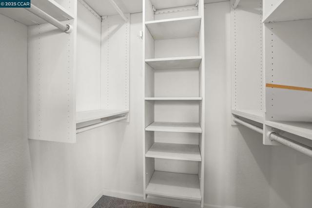 2132 Rock Pass Pl, Martinez CA: https://media.crmls.org/mediaz/ec1e6d62-8dd5-406c-b008-d413c0ee3f42.jpg