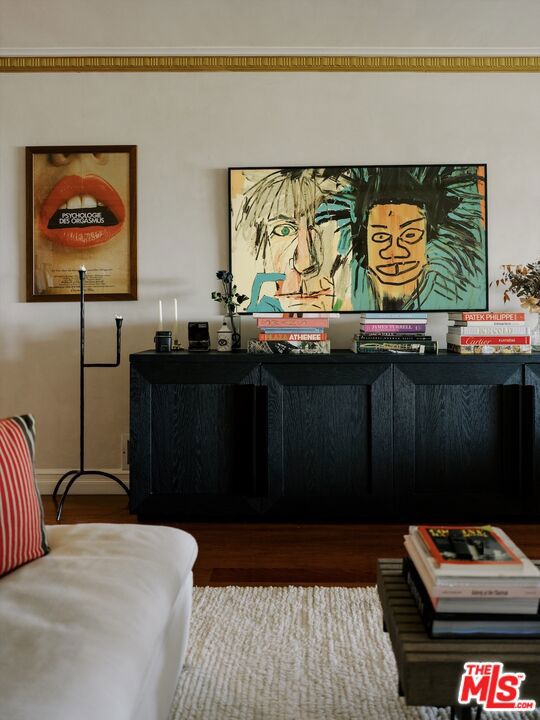 1219 Sunset Plaza Drive #3