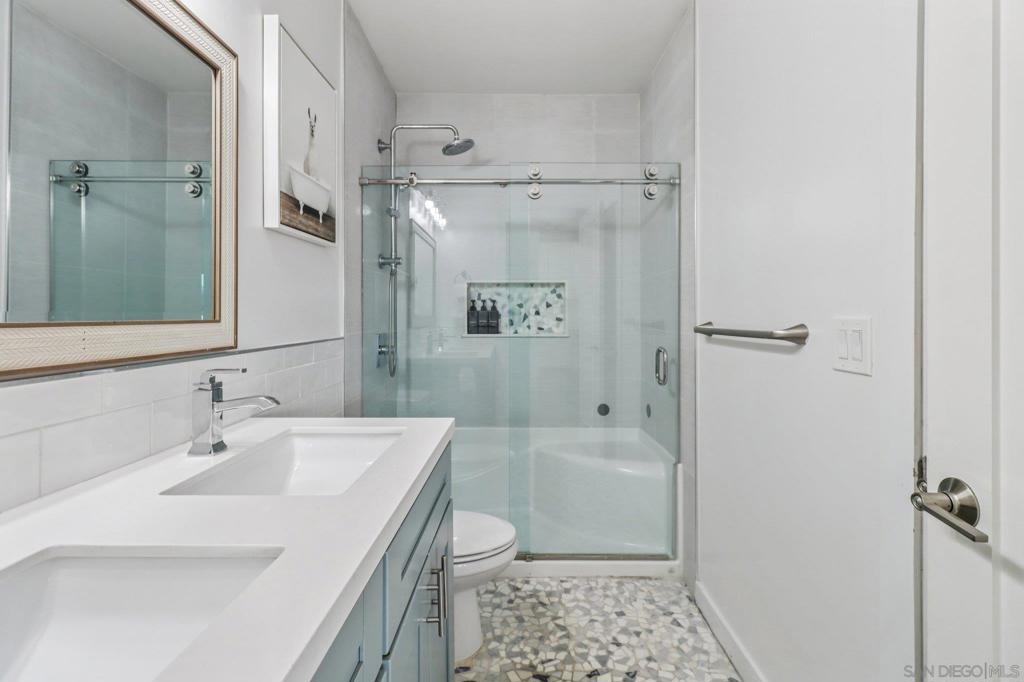 MLS #250044141SD image #30