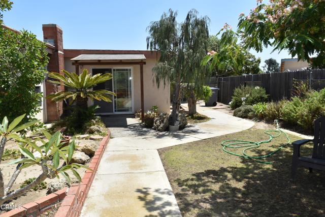 1101 Novato Drive, Oxnard CA: https://media.crmls.org/mediaz/ec1ede82-348d-4baf-a677-1a557c470868.jpg