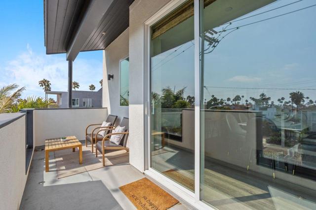 508 N Tremont Street, Oceanside CA: https://media.crmls.org/mediaz/ec1f14b0-dfd5-4f22-baf2-be555d70b55c.jpg