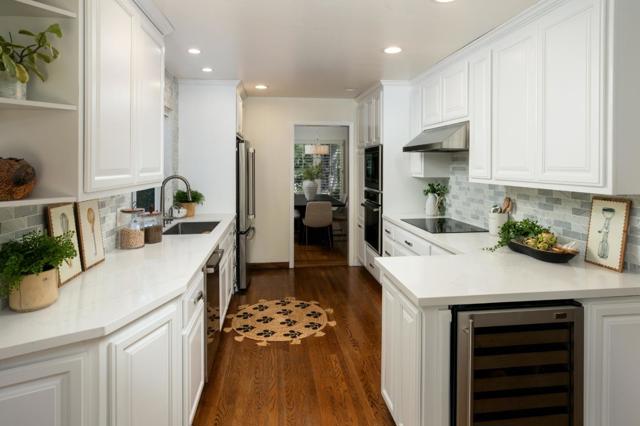 1011 Via Del Pozo, Los Altos CA: https://media.crmls.org/mediaz/ec206d1a-fb6b-4624-ad4c-8662d53b6634.jpg
