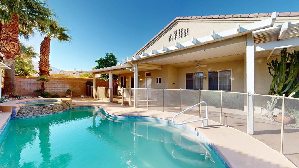 MLS #219138590DA image #2