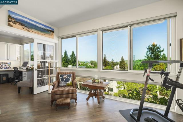3622 Terra Granada Dr, Walnut Creek CA: https://media.crmls.org/mediaz/ec20a798-6a56-4942-86b0-dd5911522458.jpg
