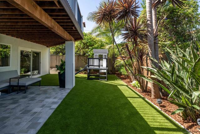 Image 27 of 45 For 8412 La Jolla Shores Dr