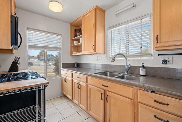 1620 49th St, San Diego CA: https://media.crmls.org/mediaz/ec20f76e-61c5-4b94-b9bc-a040a3dc608b.jpg