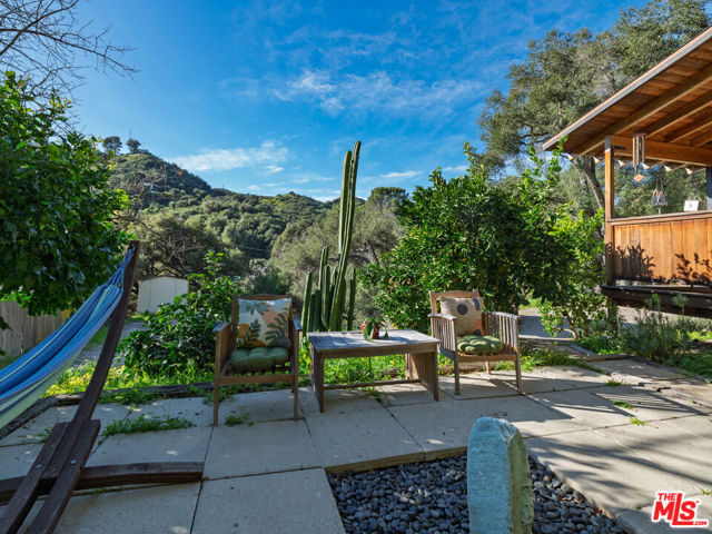 1256 North Topanga Canyon Boulevard photo 3