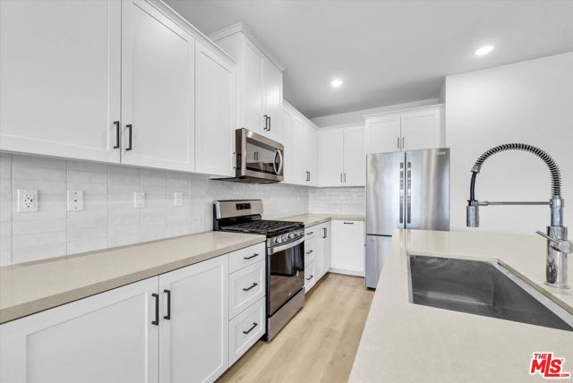 4102 S Limecrest Paseo, Ontario CA: https://media.crmls.org/mediaz/ec22a2e9-2a97-478b-9bb9-dcafa8b95335.jpg