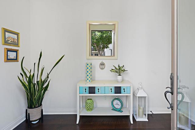 17216 Turf Club Dr, San Diego CA: https://media.crmls.org/mediaz/ec22fb20-b9cd-49b5-8f7c-86ad47210ed4.jpg