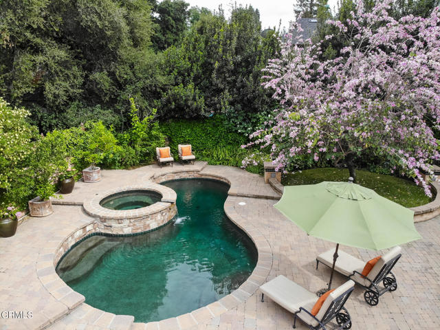 584 Rosemont Avenue, Pasadena CA: https://media.crmls.org/mediaz/ec231af7-c94d-4295-a852-06c241b25069.jpg