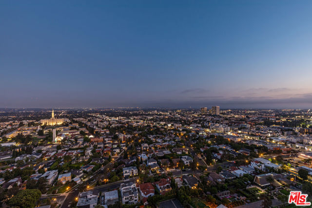 10800 Wilshire Boulevard, Los Angeles CA: https://media.crmls.org/mediaz/ec23b25d-3726-4e7a-aa64-c120f98b5357.jpg