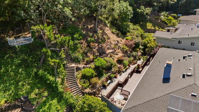 3155 Brittan Avenue, San Carlos CA: https://media.crmls.org/mediaz/ec23c9e2-e5cf-4da7-a1d2-3d5ea00ee711.jpg