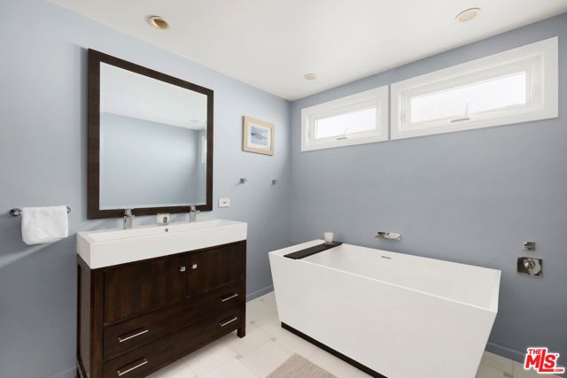 3617 Cody Road photo 12