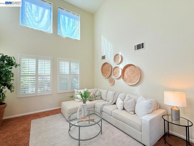 Image 7 of 60 For 3329 Lair Way