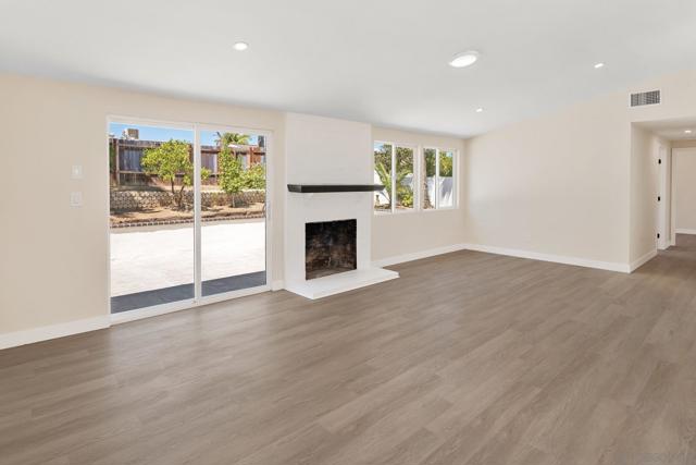 2750 Walker Dr, San Diego CA: https://media.crmls.org/mediaz/ec26df7b-739d-4ac1-b43e-93a2f8752443.jpg