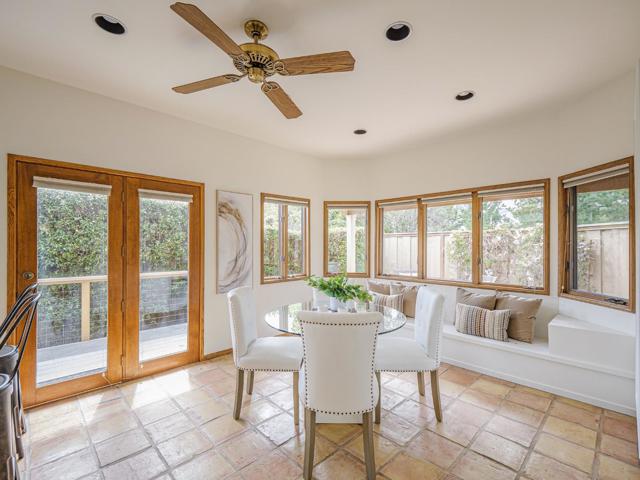 1125 Sumner Avenue, Aptos CA: https://media.crmls.org/mediaz/ec28c93c-372b-44db-9c84-b5a1ad8cdcba.jpg