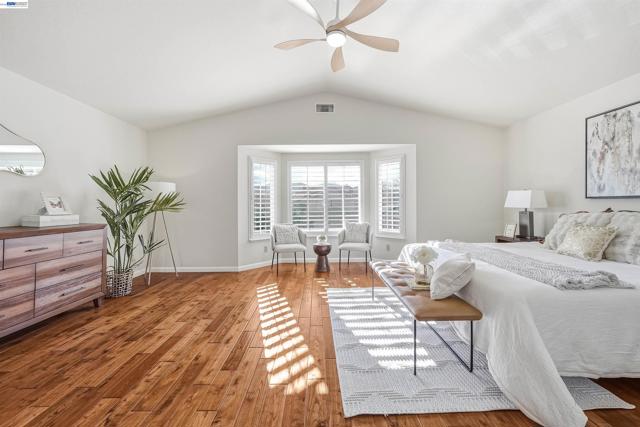 Image 38 of 60 For 280 Summerford Cir