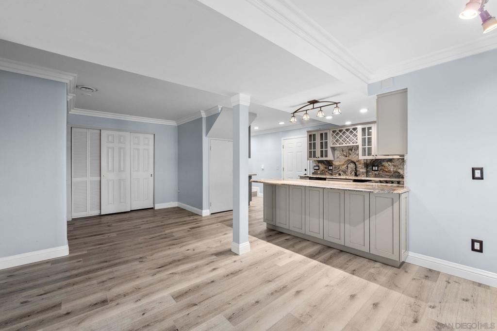 MLS #250041337SD image #38